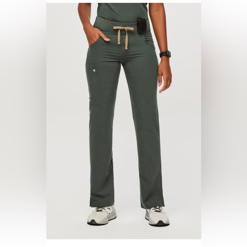 Figs Moss Kade Cargo Small